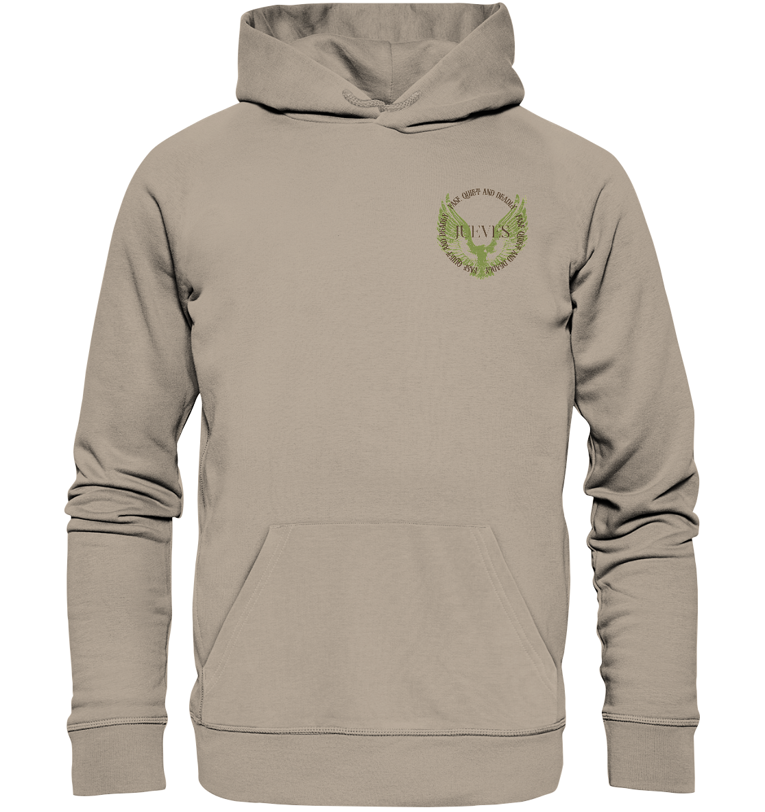 beiger Classic Hoodie von Jueves Apparel mit kleinem Brustdruck im klassischen Schnitt – nachhaltiger Streetwear-Look aus 100 % Bio-Baumwolle