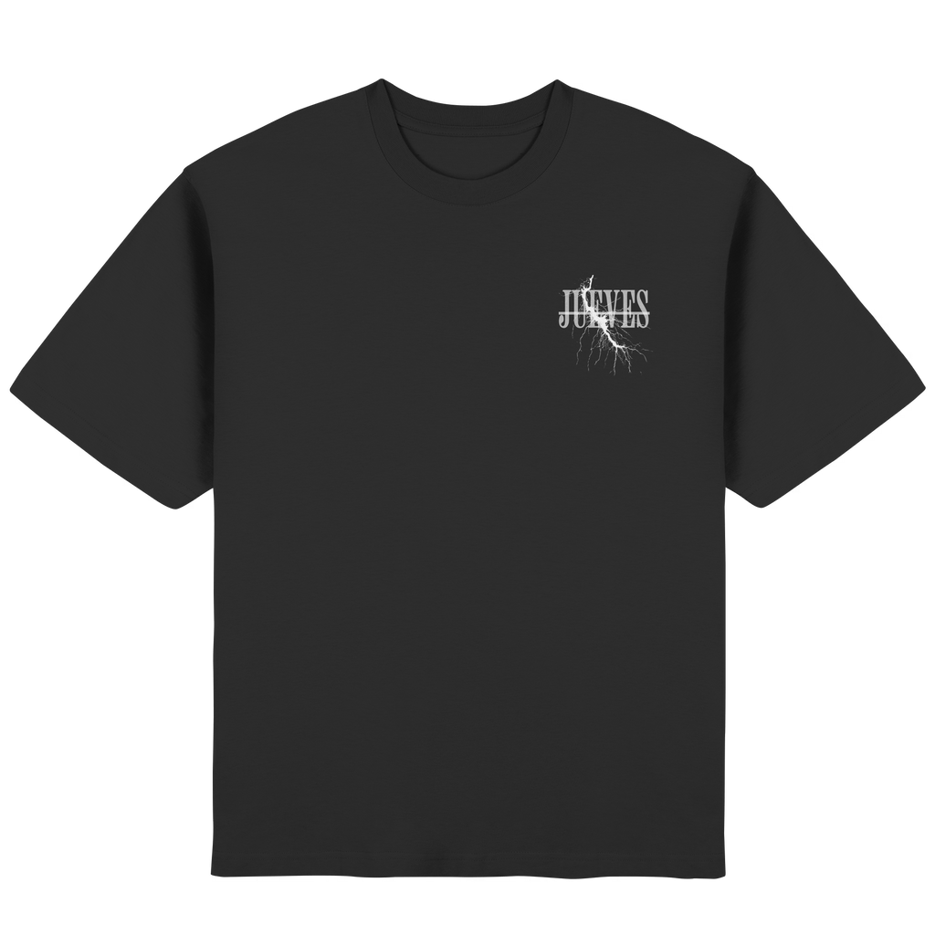 Frontansicht des schwarzen Oversized T-Shirts von Jueves Apparel mit Brustdruck – urbaner Streetwear-Look aus 100 % Baumwolle