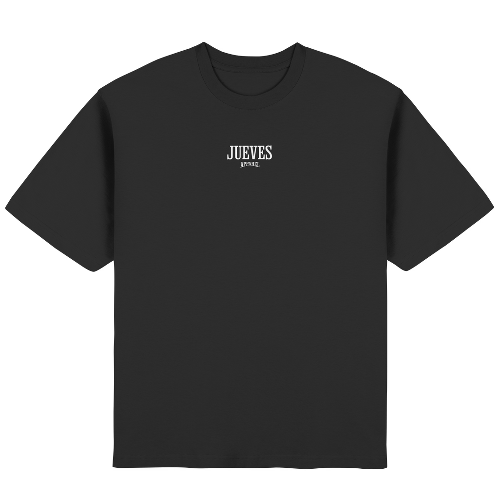 Frontansicht des schwarzen Oversized T-Shirts von Jueves Apparel mit Brustdruck – urbaner Streetwear-Look aus 100 % Baumwolle
