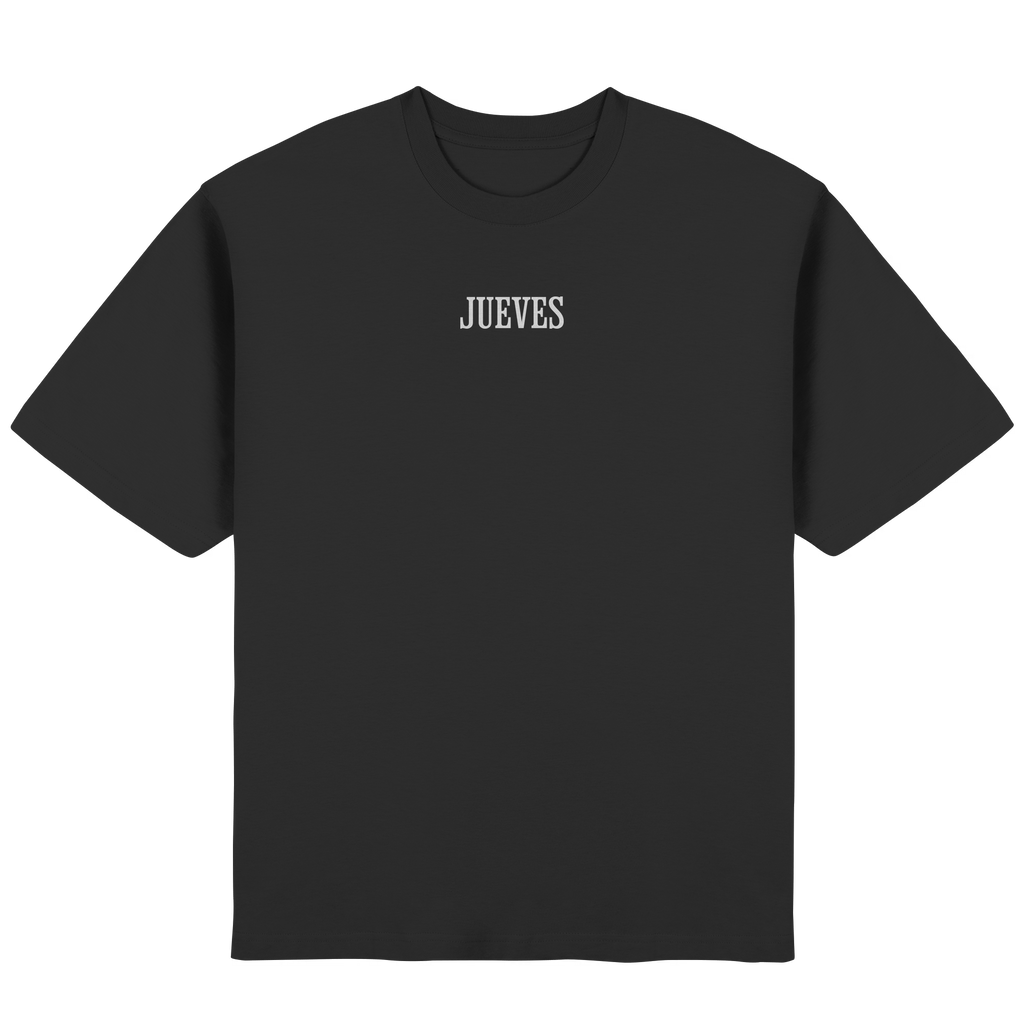 Frontansicht des schwarzen Oversized T-Shirts von Jueves Apparel mit Brustdruck – urbaner Streetwear-Look aus 100 % Baumwolle