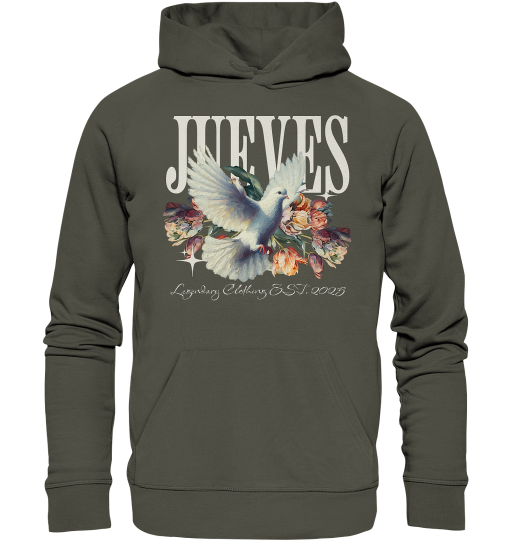 khaki Classic Hoodie von Jueves Apparel mit Brustdruck im klassischen Schnitt – nachhaltiger Streetwear-Look aus 100 % Bio-Baumwolle