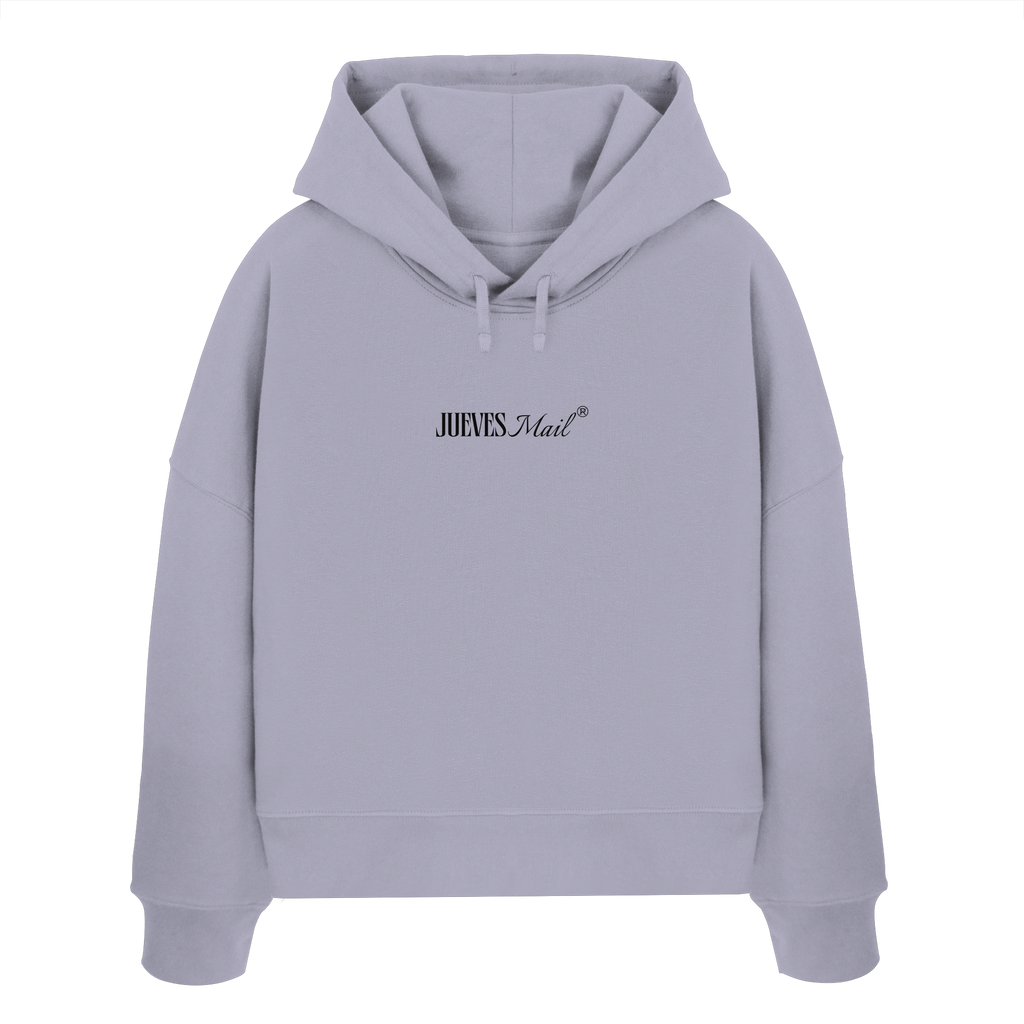 Damen Boxcut Hoodie „Mail“ in Lavender von Jueves Apparel aus 100% Baumwolle – auffälliger Brustdruck als Schriftzug, moderner Urban Streetwear-Look.