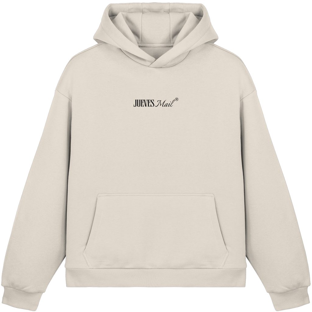 Fluffy Boxcut Hoodie „Mail“ in White Sand von Jueves Apparel aus 70% Baumwolle und 30% Polyester – auffälliger Brustdruck Schriftzug, moderner Urban Streetwear-Look.